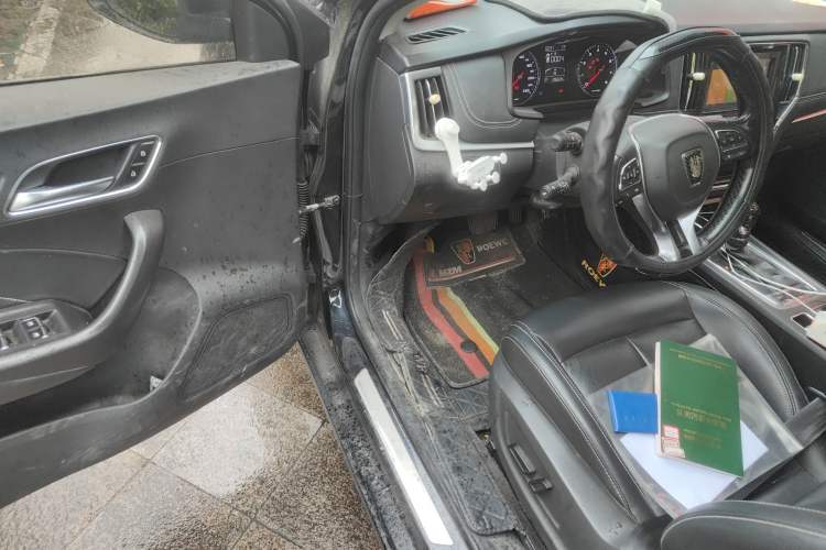 Used Roewe i6 2018 20T Automatic Flagship Edition
