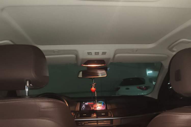 Used BMW 5 Series 2014 525Li Luxury Design Package