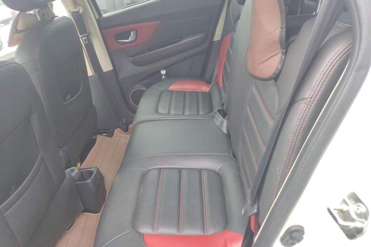 Used Haval H1 2016 Blue Label 1.5L Manual Luxury Model
