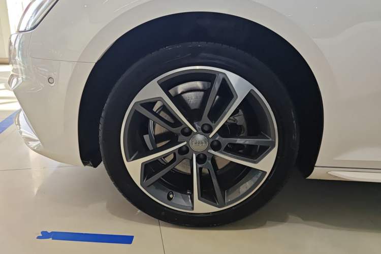 Used Audi A4L 2018 30th Anniversary Edition 40 TFSI Sport Edition