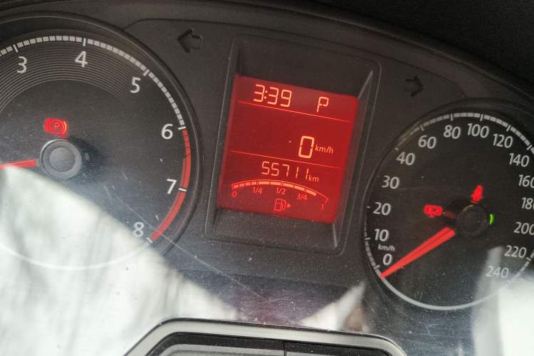 Used Volkswagen Jetta 2019 Dream Edition 1.5L Automatic Comfort Version Odometer Close Up