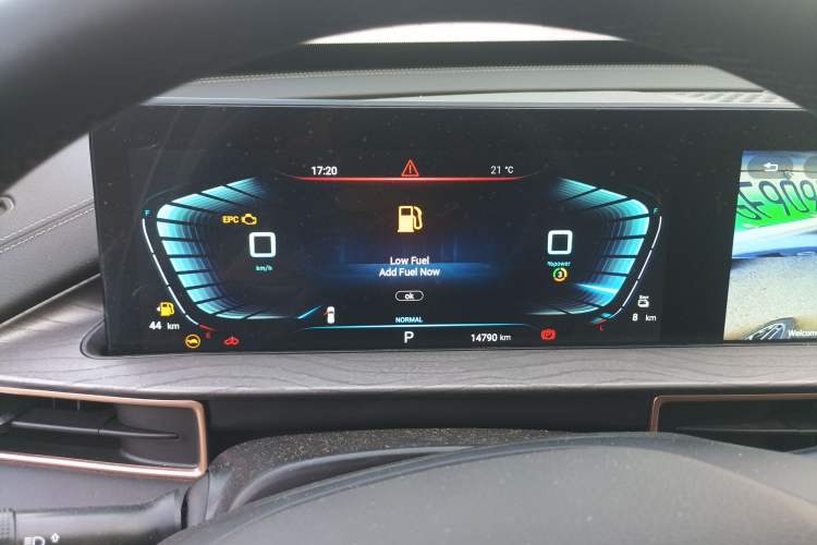 Used EXEED Zhuifeng C-DM 2022 1.5 TCI-DHT 105 km "Chengfeng Qi" Edition