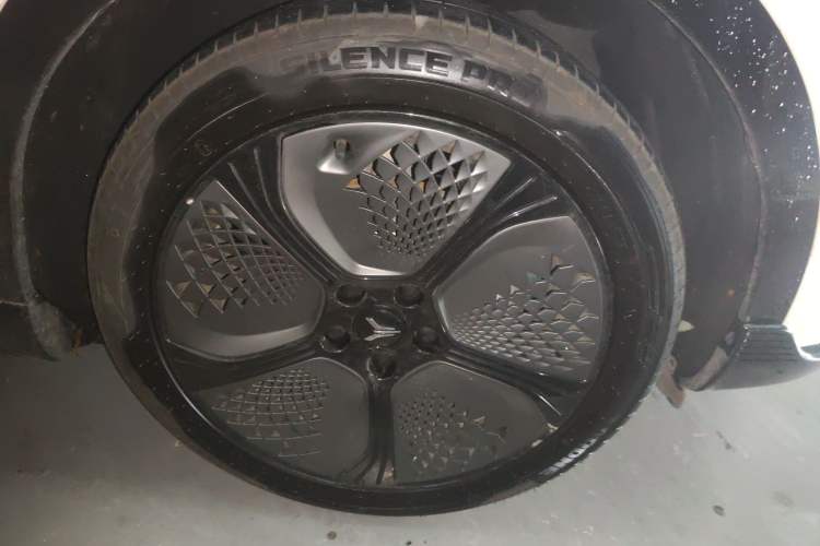 Used VOYAH COURAGE 2024 Ultra-Long Range Smart Enjoyment Version
