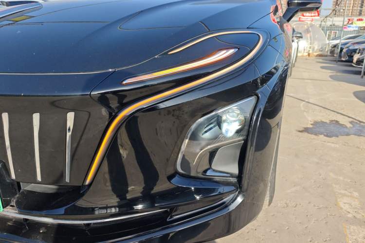 Used Hongqi E-QM5 2021 Online Booking Charging Basic Edition 5 Seats
