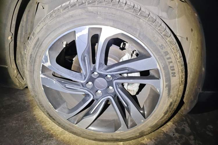 Used JETOUR X90 2019 1.6T DCT Luxury Touring Edition 7 Seats China VI Standard