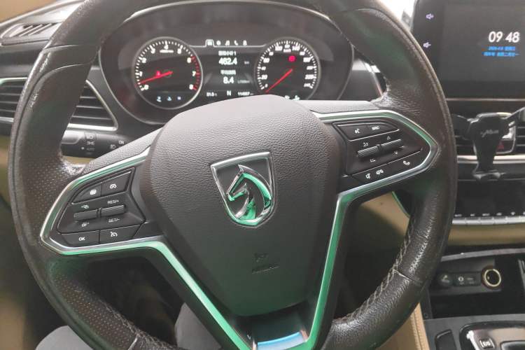 Used Baojun 730 2017 1.8L iAMT Prestige Version 7 Seats