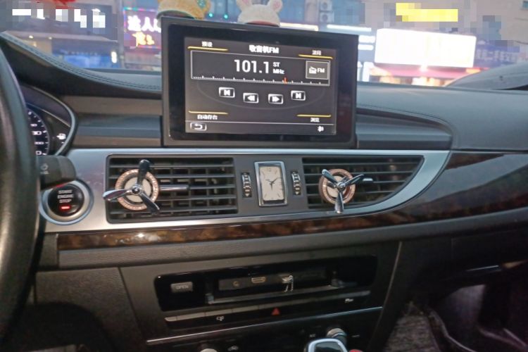 Used Zotye Z700 2018 Z700H 1.8T DCT Luxury Model Audio And AC Panel