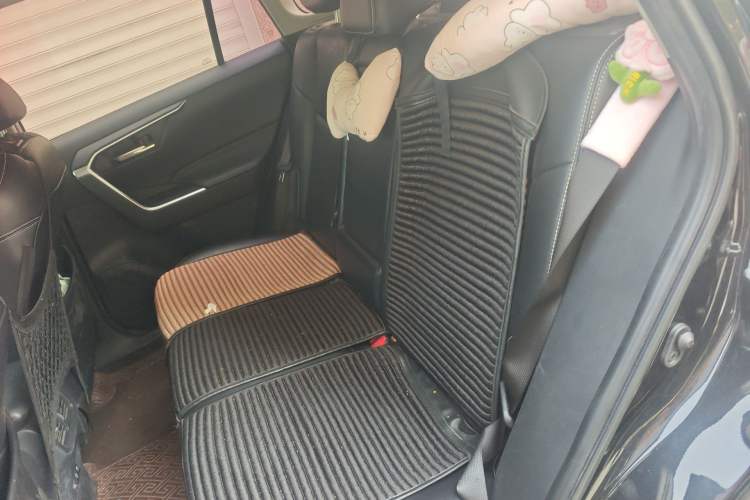 Used Toyota RAV4 2020 2.0L CVT Two-Wheel Drive Fashion Edition