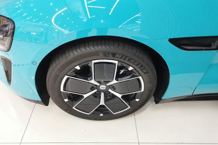 Used Xiaomi Auto SU7 2024 Rear-Drive Long-Range Intelligent Driving Version