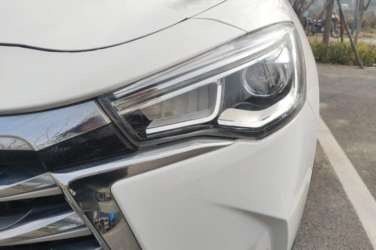 Used JAC Refine S7 2018 Super Edition 251T Automatic Supreme 5-Seater