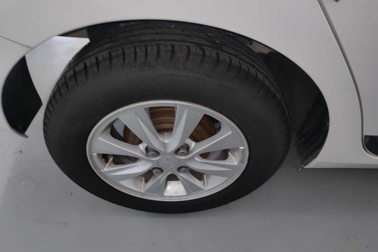 Used Chevrolet Sail 2015 Sail 3 1.3L AMT Ideal Edition
