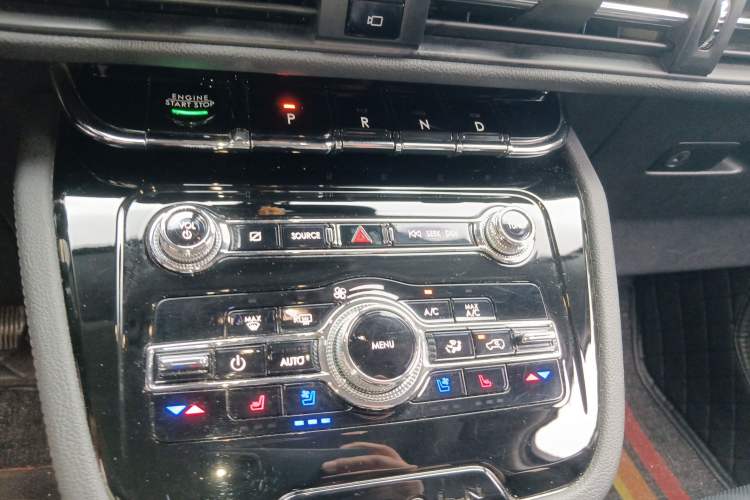 Used Lincoln Corsair 2021 2.0T Two-Wheel Drive Deluxe Edition