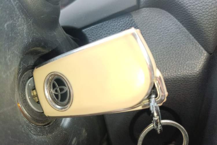 Used Toyota RAV4 2020 2.0L CVT Two-Wheel Drive Urban Edition Interior 1