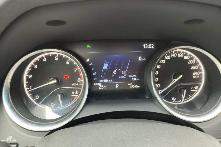 Used Toyota Camry 2019 Revised Version 2.0G Luxury Edition
