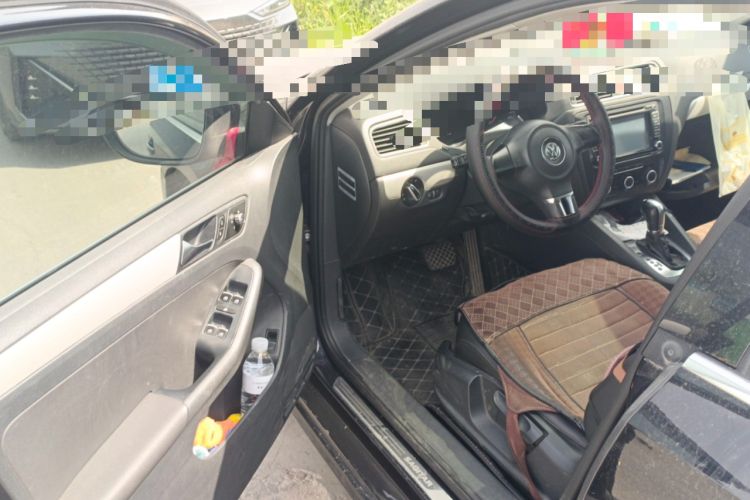 Used Volkswagen Sagitar 2014 1.6L Automatic Comfort Model Driver Seat