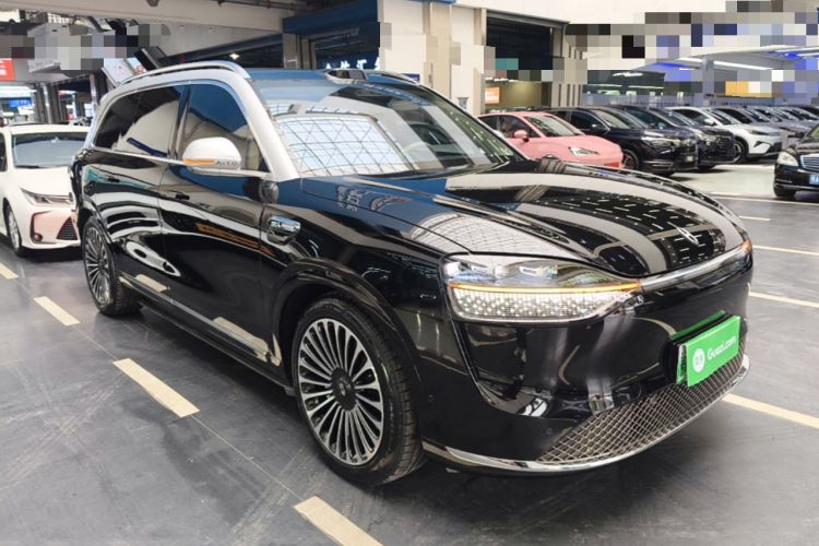 Used Hima AITO M9 2025 Pure Electric Ultra Version 100 kWh 6-Seater Model Front Right 45 Deg