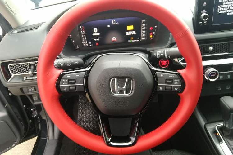 Used Honda Integra 2025 240TURBO CVT Tech Edition Steering Wheel
