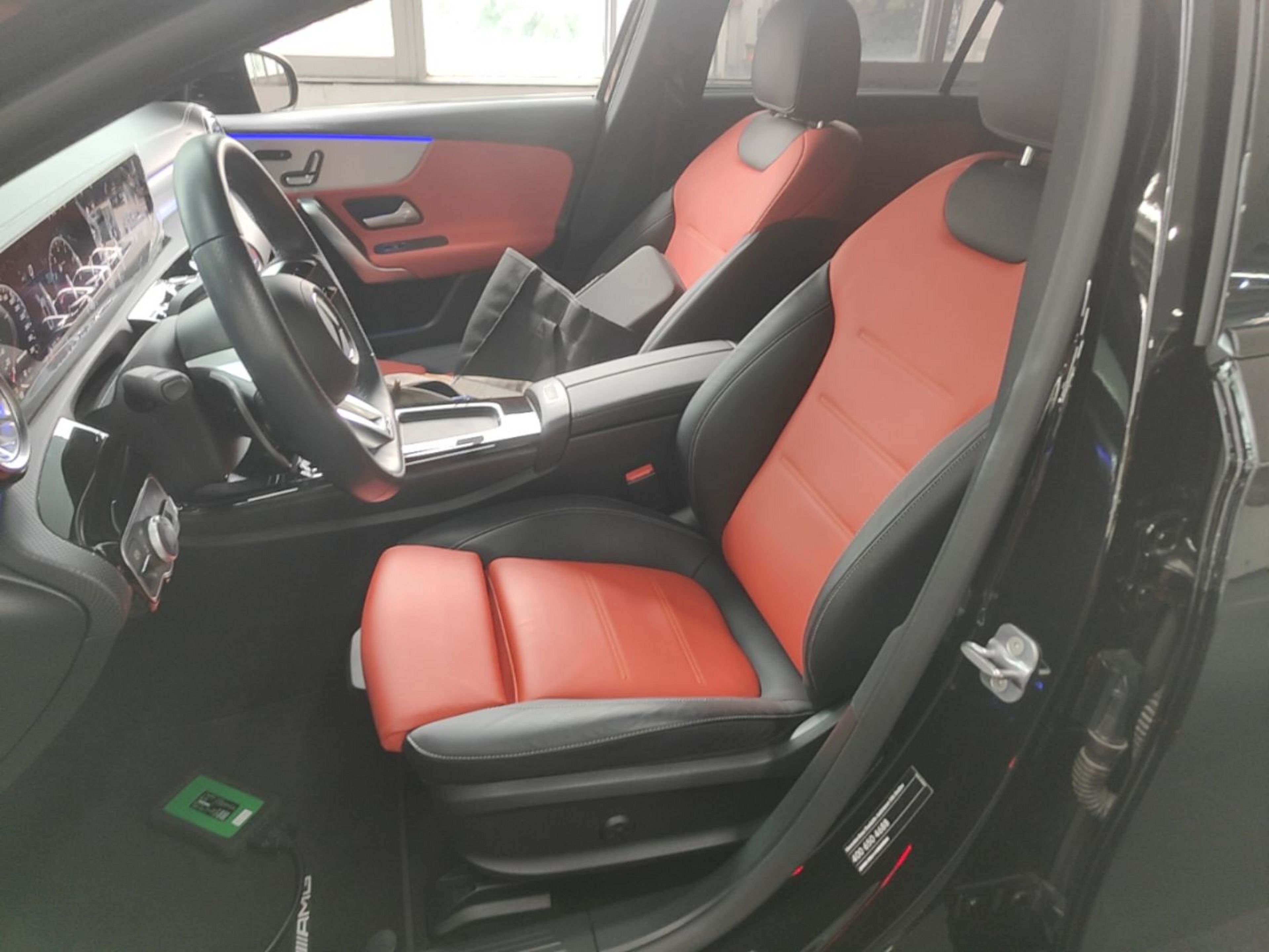 Interior delantero