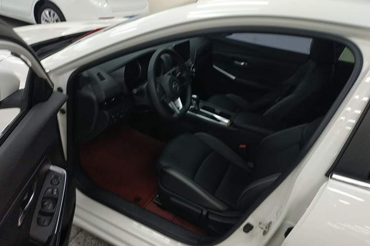 Used Nissan Sylphy 2021 1.6L XL CVT Smart Enjoyment Edition Left Front Seat