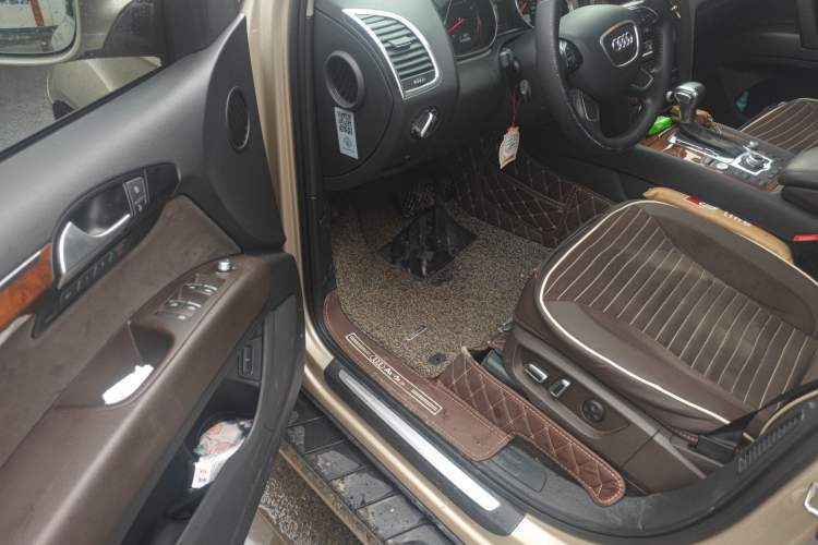 Used Audi Q7 2014 35 TFSI quattro Ambition model
