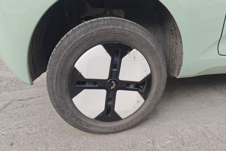 Used Wuling Hongguang MINIEV 2024 3rd Generation 215km Advanced Version