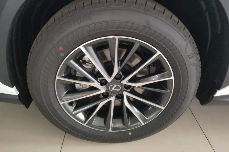 Used Lexus NX 2025 Model 350h JOY Left Front Wheel Hub