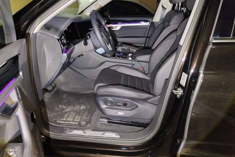 Used Volkswagen Touareg 2019 2.0 TSI Ruiyi Edition China V Standard Left Front Seat