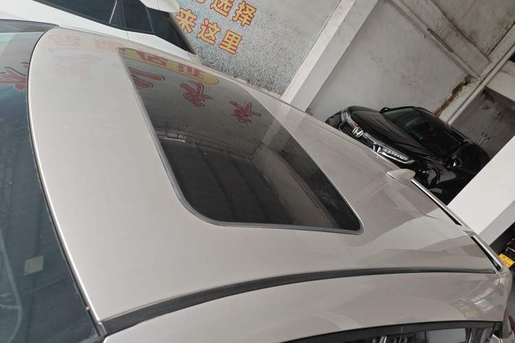 Used Toyota C-HR 2020 2.0L Leading Edition Roof