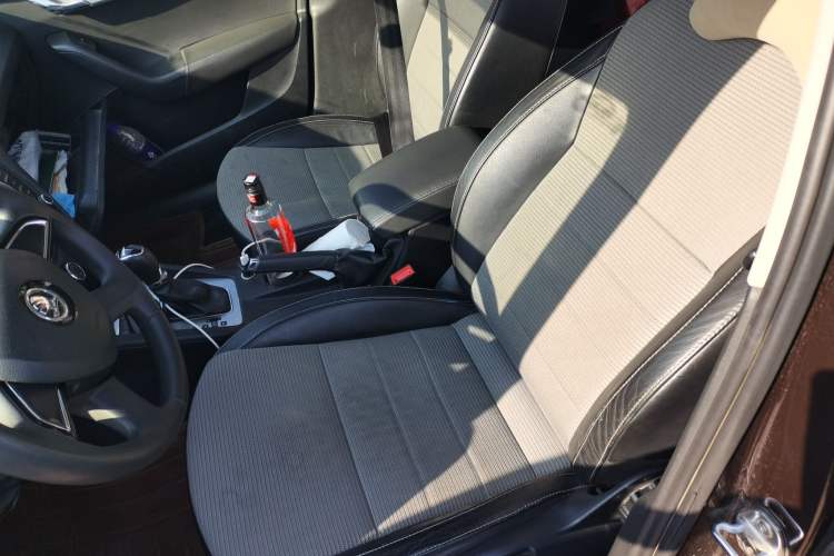 Used Skoda Octavia 2015 1.6L Automatic Yijie Edition
