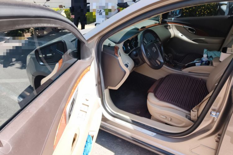 Used Buick LaCrosse 2011 2.4L SIDI Haoya Edition Driver Seat