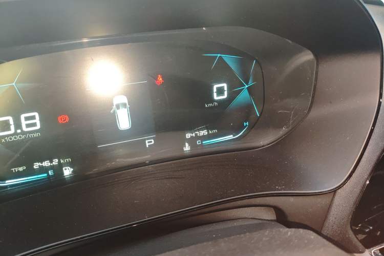 Used Wuling Victory 2020 1.5T CVT Elite Model Odometer Close Up