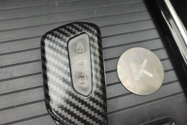 Used Volkswagen ID.6 CROZZ 2021 Long-Range PRO Edition Vehicle Key