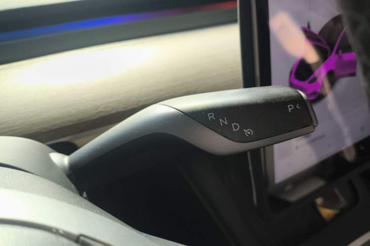 Used Tesla Model Y 2021 Standard Range Rear-Wheel Drive Version