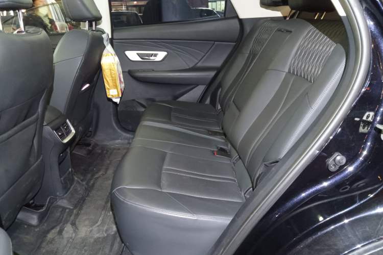 Used Dongfeng Aeolus Huge 2022 Mach Power 1.5T Dare-to-Love Edition