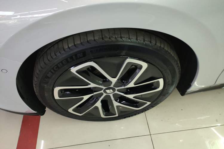 Used Baojun Enjoy 2025 Plug-in Hybrid 140km Luxury Edition