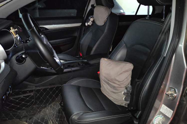 Used Geely Auto Emgrand 2019 Leading Edition 1.5L CVT Luxury Model China VI Standard Left Front Seat