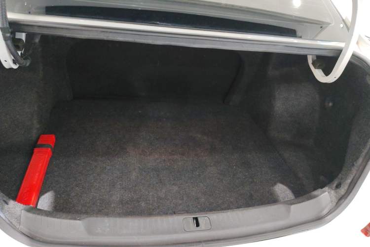 Used Chevrolet Monza 2022 320 Automatic Enjoyment Sunroof Version Trunk