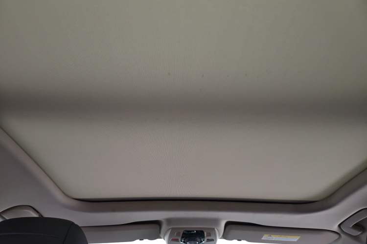 Used DS 6 2016 1.6T Luxury Edition THP160
