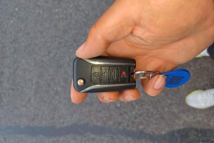 Used Venucia D60 2021 1.6L Entry Manual Comfort Edition Vehicle Key