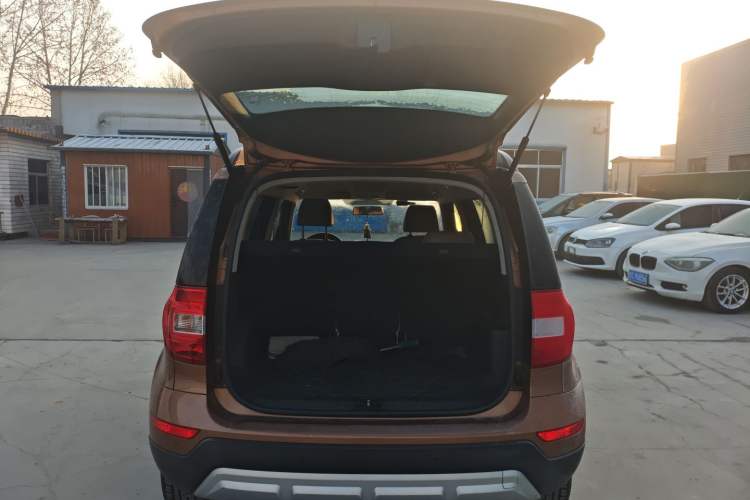 Used Skoda Yeti 2014 1.4TSI Manual Explore Edition
