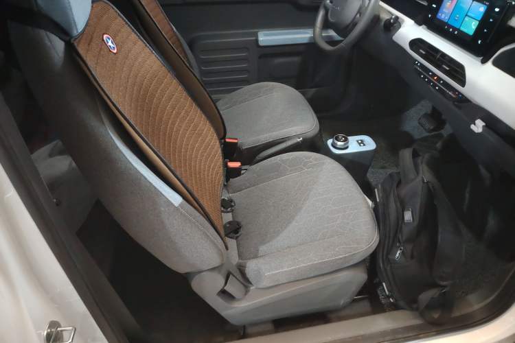 Used Geely Galaxy Panda 2024 Panda Mini 200km Longteng PRO Edition Right Front Seat