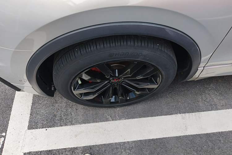 Used Volkswagen Tiguan L 2021 330TSI Automatic Two-Wheel Drive R-Line Enhanced Edition
