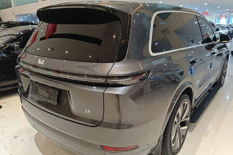 Used Li Auto L9 2023 Pro Model Rear Right 45 Deg