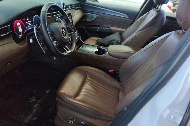 Used Maserati Grecale 2023 2.0T GT Left Front Seat