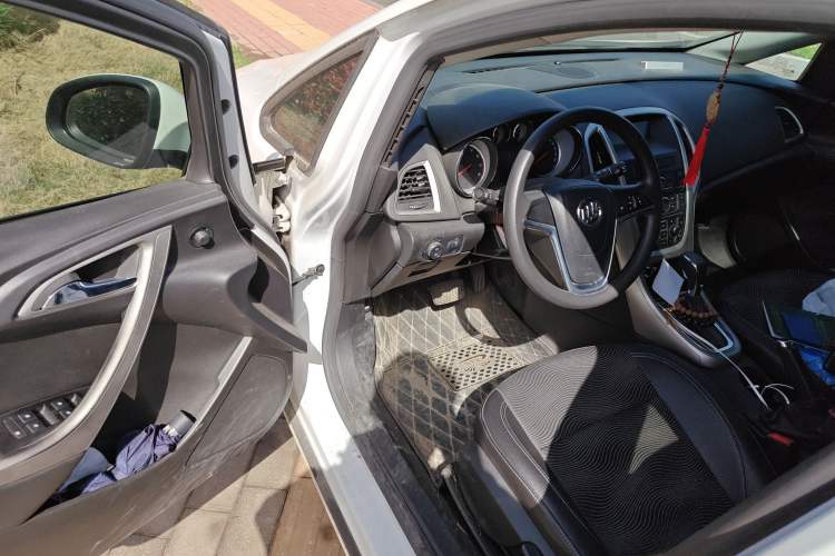 Used Buick GT 2014 XT 1.6L Automatic Fashion Edition