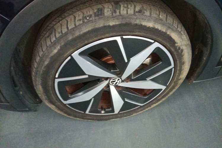 Used Volkswagen ID.4 CROZZ 2022 Long-Range Lite PRO Edition Exterior 4