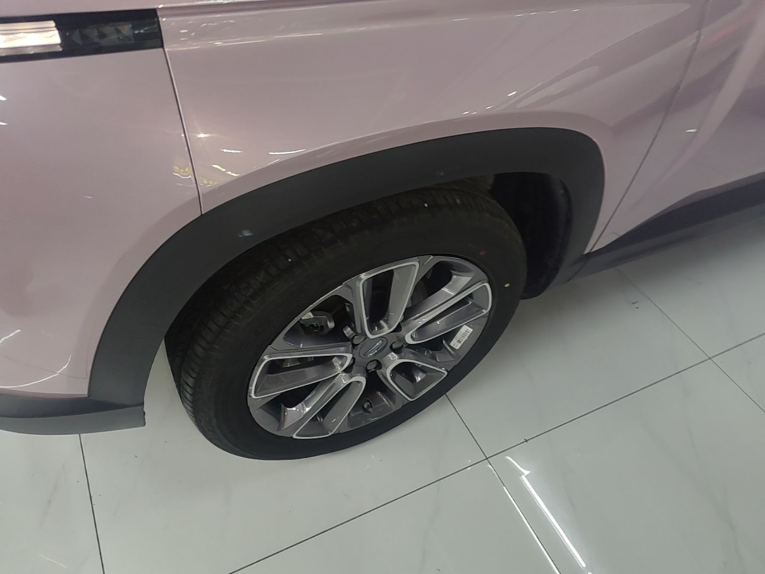 Geely Auto icon 2026 Model Chocolate 1.5TD Pure & Refined Edition — снимка 10