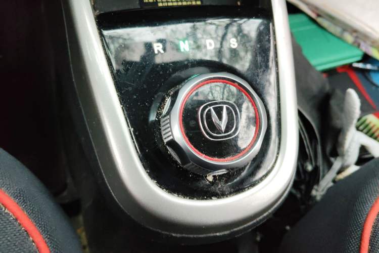 Used CHANGAN OSHAN Benni E-Star 2021 National Edition Xin Yue Version (Fast-Charging Edition) Lithium Iron Phosphate (31.18 kWh) Gear Lever