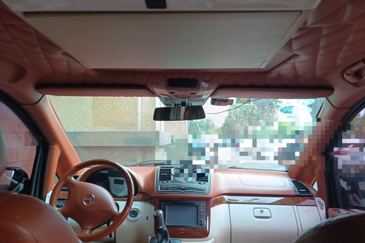 Used Mercedes-Benz Vito 2013 3.0L Elite Edition Headliner