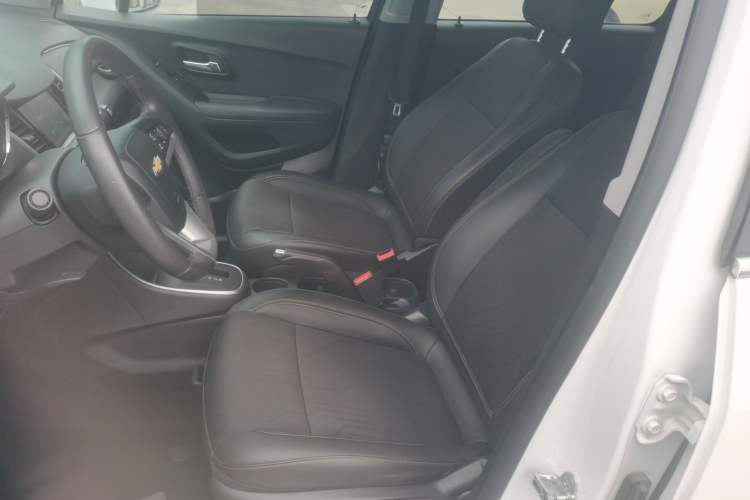 Used Chevrolet Trax 2017 1.4T Automatic Two-Wheel Drive Luxury Version Left Front Seat